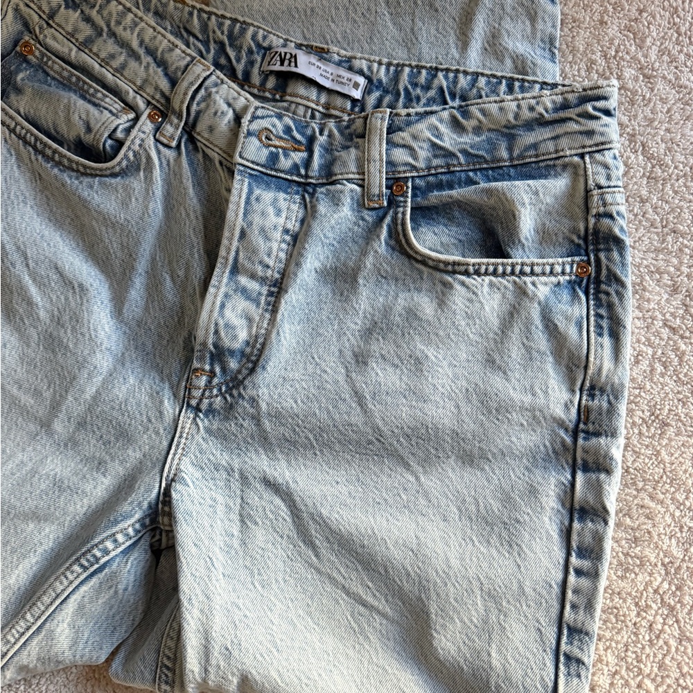 Zara Faded Blue Denim Jeans